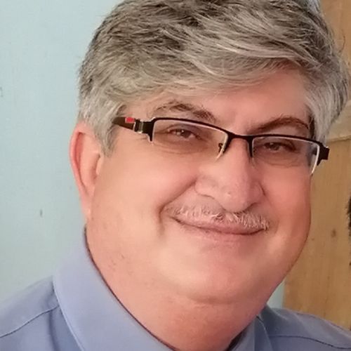 Dr. Ismael Cortés